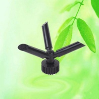 China Plastic 3-arm Rotary Sprinkler HT1036E