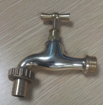 China Water Faucet Tap With Coupler