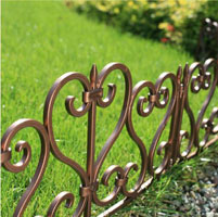 China Plastic PVC Garden Lawn Decorative Edging HT4475