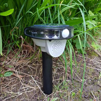 China Solar Powered Bird Repellent Waterproof Motion Sensor Animal Repeller HT5312A China factory manufacturer supplier